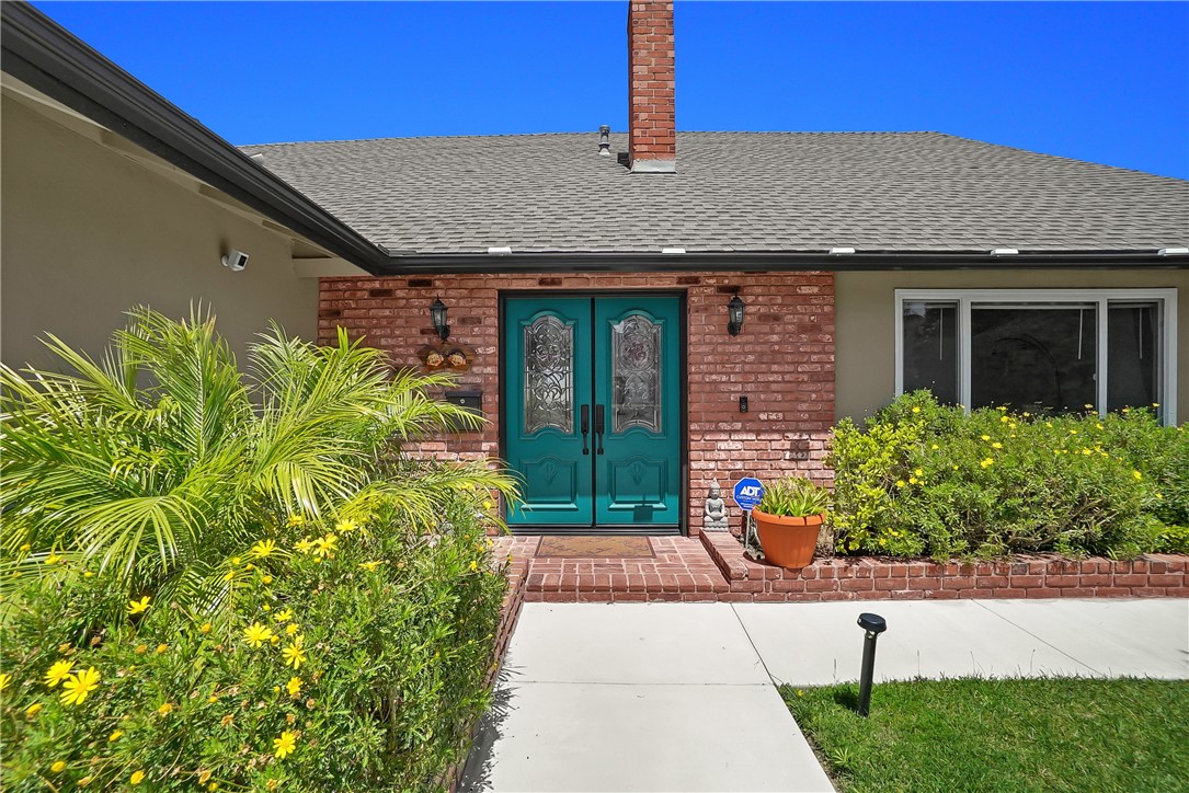 23923 Minnequa Dr