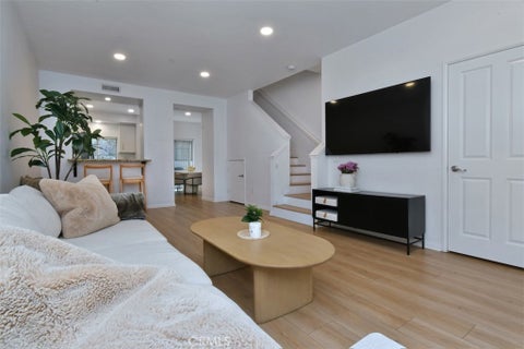Photo of 10918 Morrison Street #3, North Hollywood, CA 91601 (MLS # SR26089705)