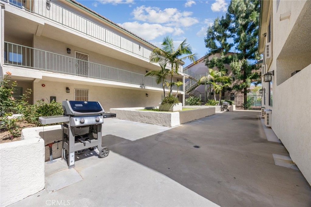 Photo of 15000 Downey Avenue #355, Paramount, CA 90723 (MLS # CV26048424)