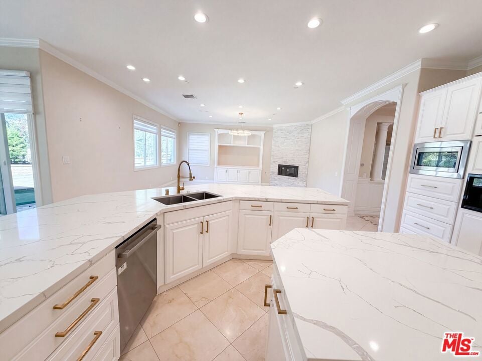 17109 Santa Cruz Court