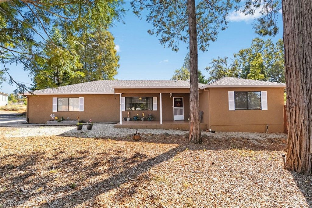 Photo of 13953 Carver Dr, Magalia, CA 95954 (MLS # SN25243991)