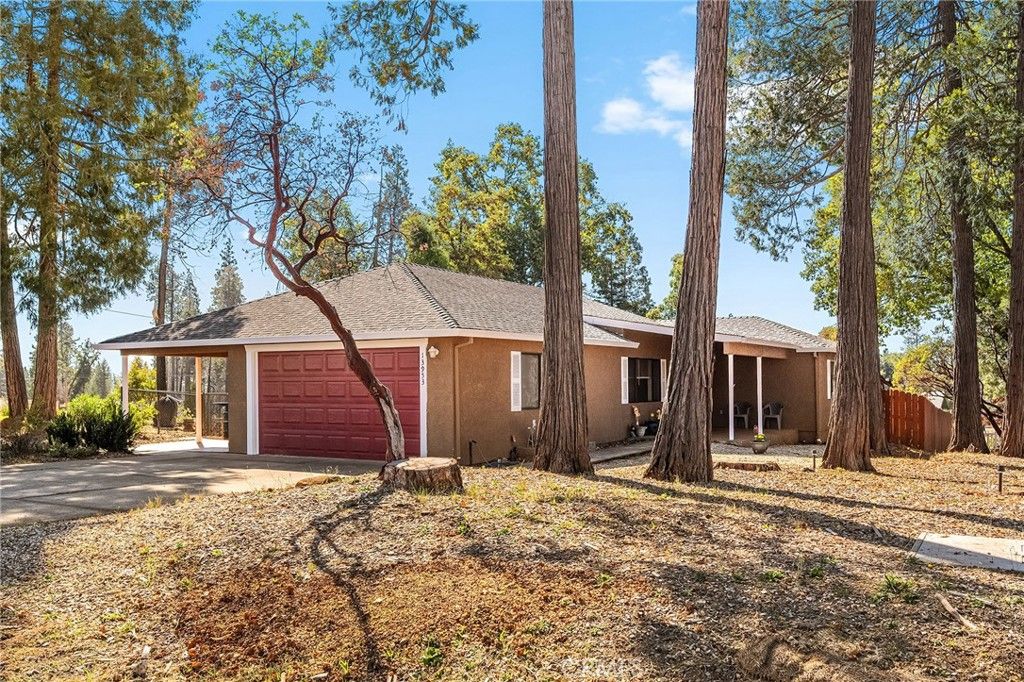 Photo of 13953 Carver Dr, Magalia, CA 95954 (MLS # SN25243991)