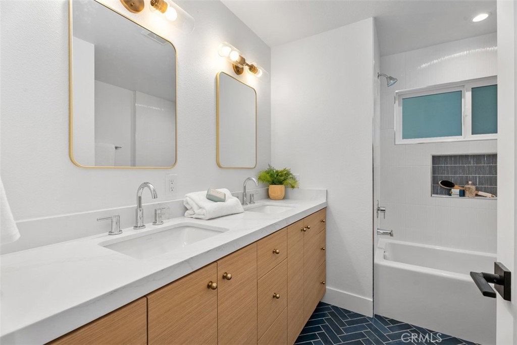 Deane Homes (DE) - Residential