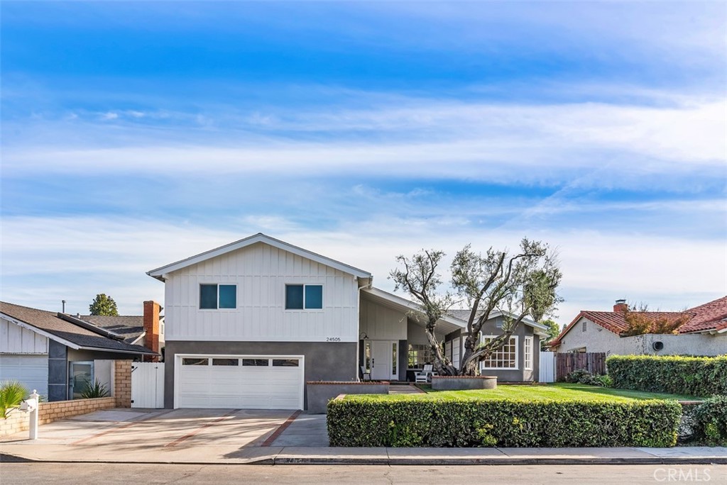 Properties 1 24505 Chamalea