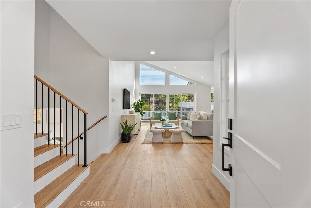 Properties 4 24505 Chamalea