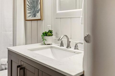 Tiny photo for 194 Lazywoods Road, Felton, CA 95018 (MLS # ML82035151)