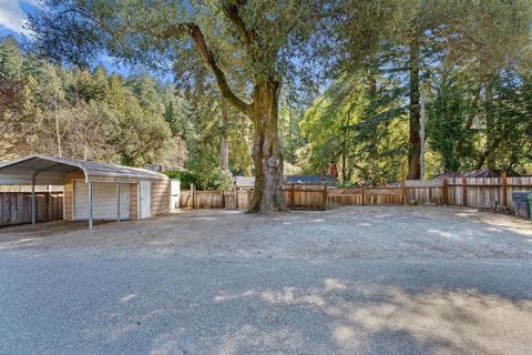 Tiny photo for 194 Lazywoods Road, Felton, CA 95018 (MLS # ML82035151)