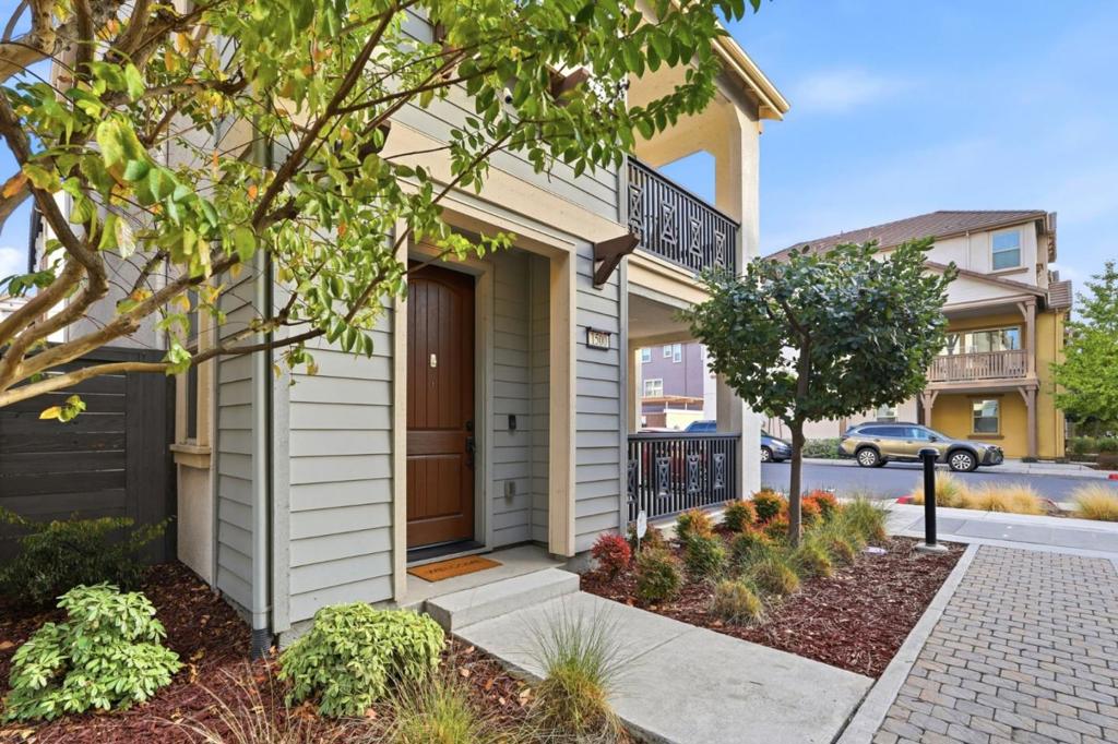 1500 Hidden Creek Lane