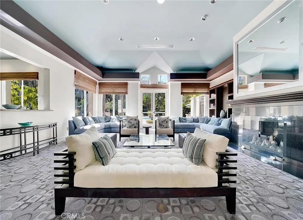 Metropolitan (MET) - Residential Lease