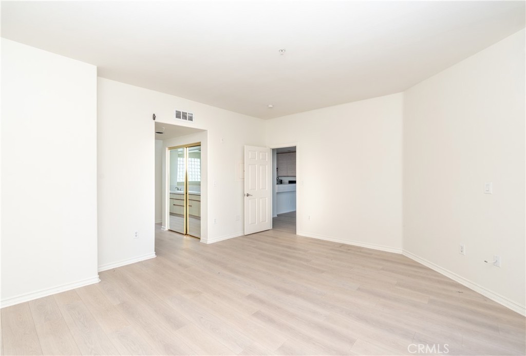 Metropolitan (MET) - Residential Lease