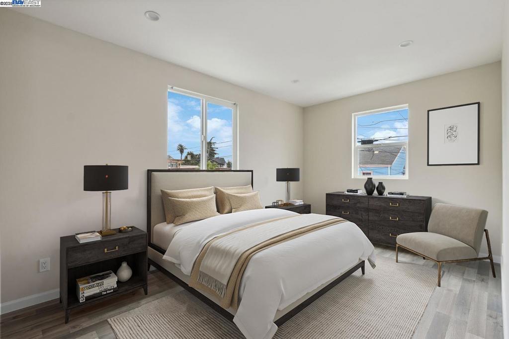 CLINTON - Residential