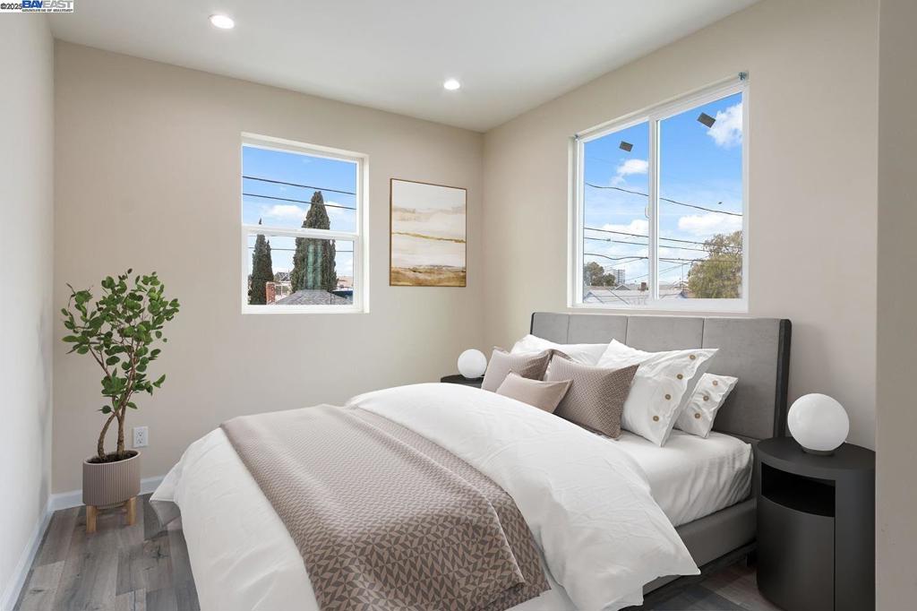 CLINTON - Residential