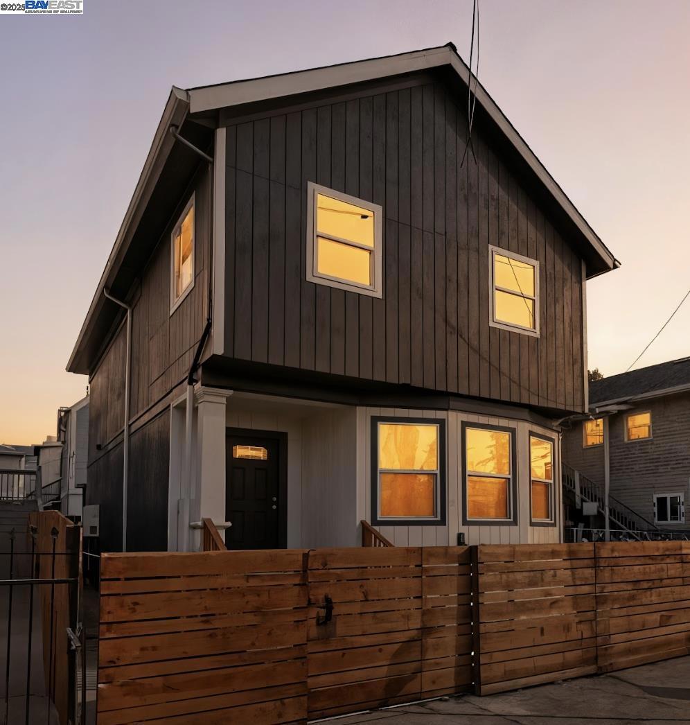 CLINTON - Residential