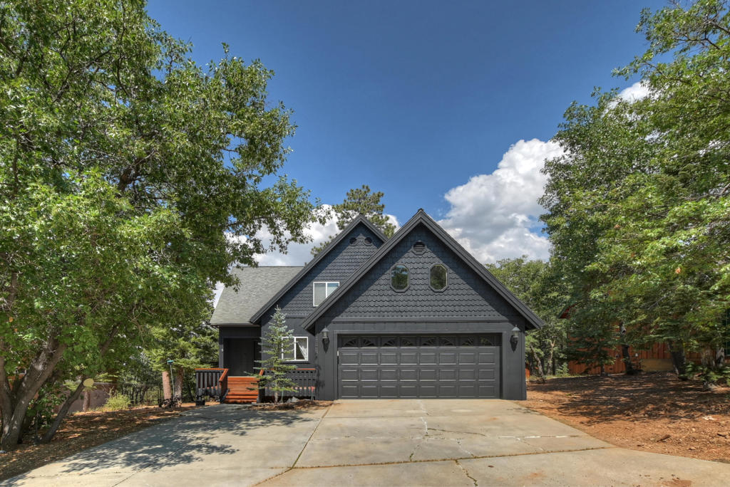 1174 Alameda Road