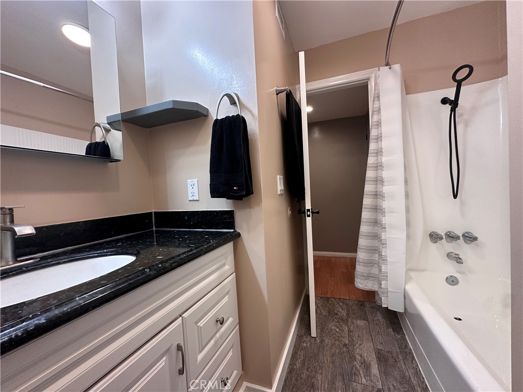 Villa Warner (VWAR) - Residential Lease