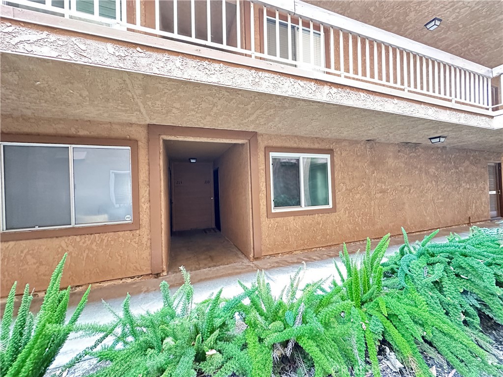 Villa Warner (VWAR) - Residential Lease