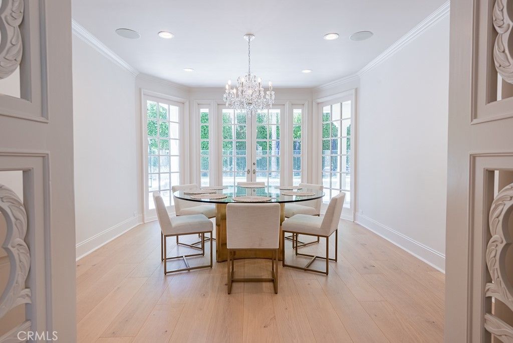 Photo of 17636 Camino De Yatasto, Pacific Palisades, CA 90272 (MLS # SR26004802)