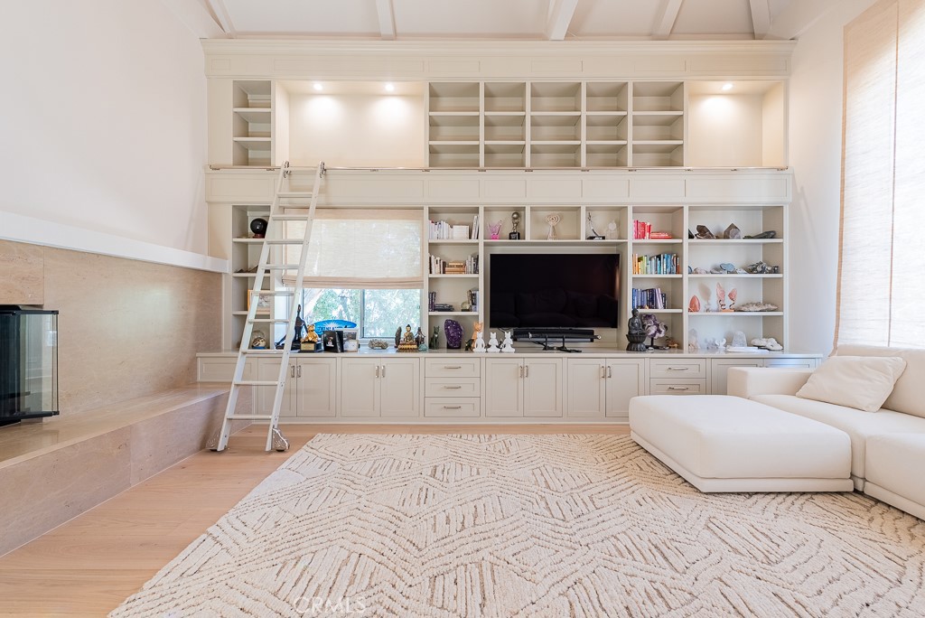 17636 Camino De Yatasto