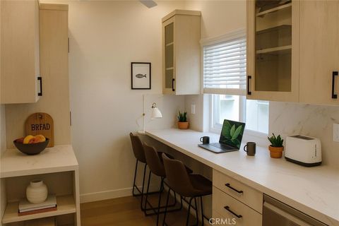 Tiny photo for 5145 Yarmouth Ave, Encino, CA 91316 (MLS # SR26046963)