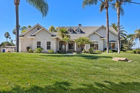 2511 ENTRADA Avenue Vista CA 92084