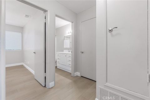 Tiny photo for 633 New Los Angeles Ave, Moorpark, CA 93021 (MLS # SB25220236)