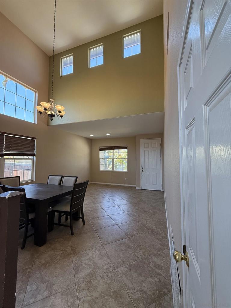 1060 Camino Del Sol