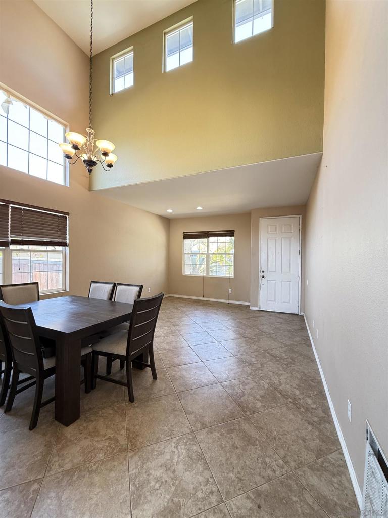 1060 Camino Del Sol