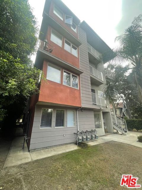 Photo of 1186 W 36th Street #5, Los Angeles, CA 90007 (MLS # 25596621)