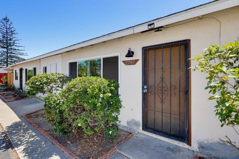 Photo of 2805 Massachusetts Ave. AVE, Lemon Grove, CA 91945 (MLS # 260022066SD)