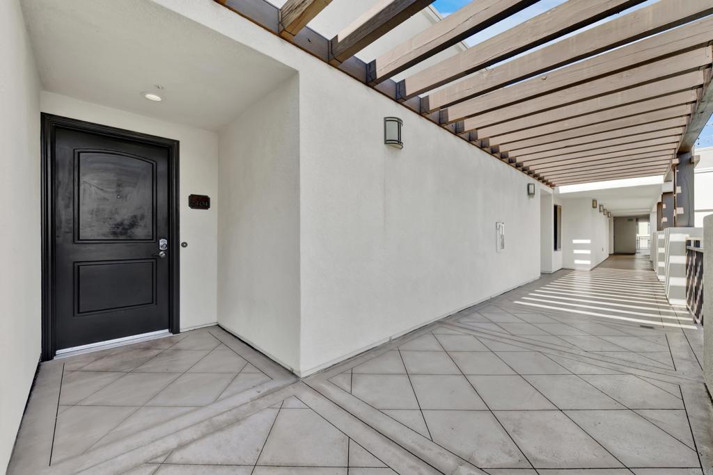 1021 Costa Pacifica Way 2404