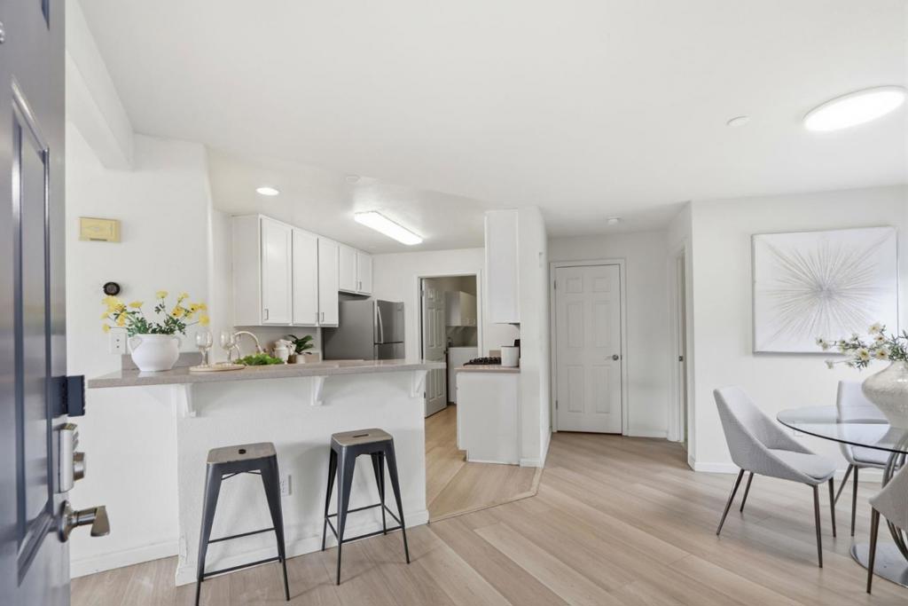 612 Arcadia Terrace 301