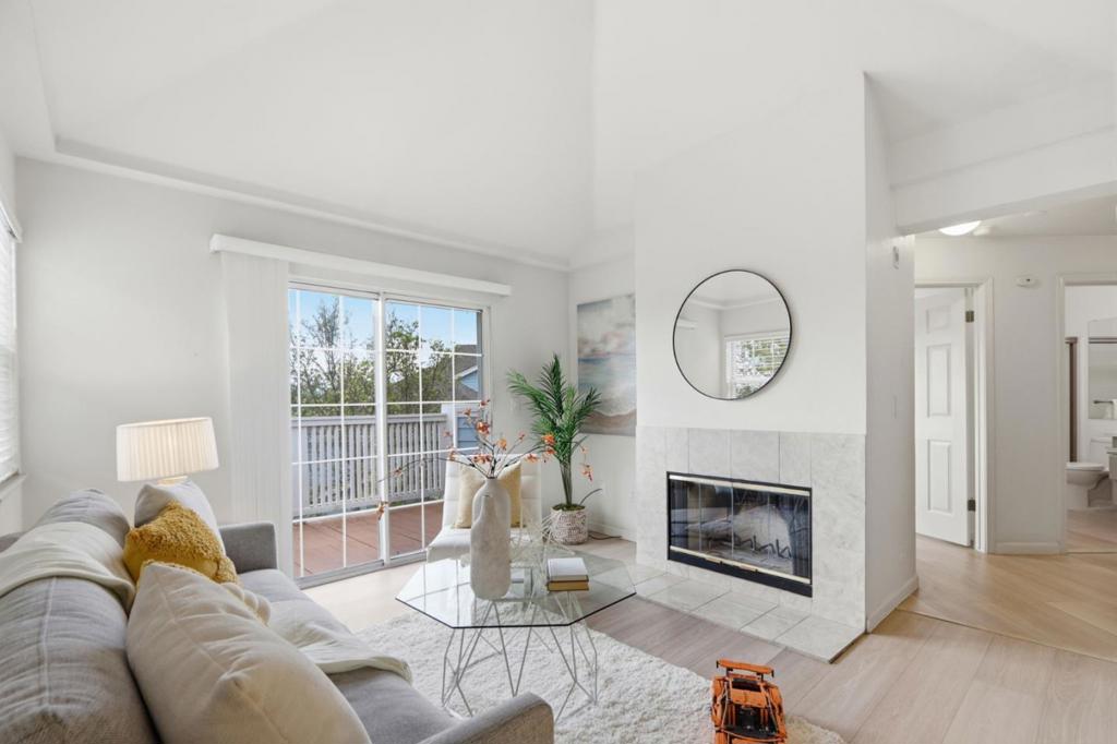612 Arcadia Terrace 301