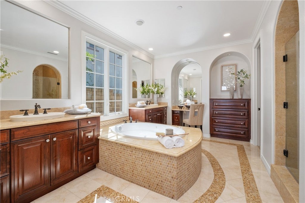 525 Luminous, Irvine CA 92603 - Photo 24