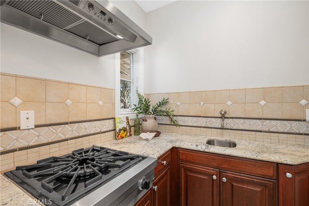 525 Luminous, Irvine CA 92603 - Photo 16