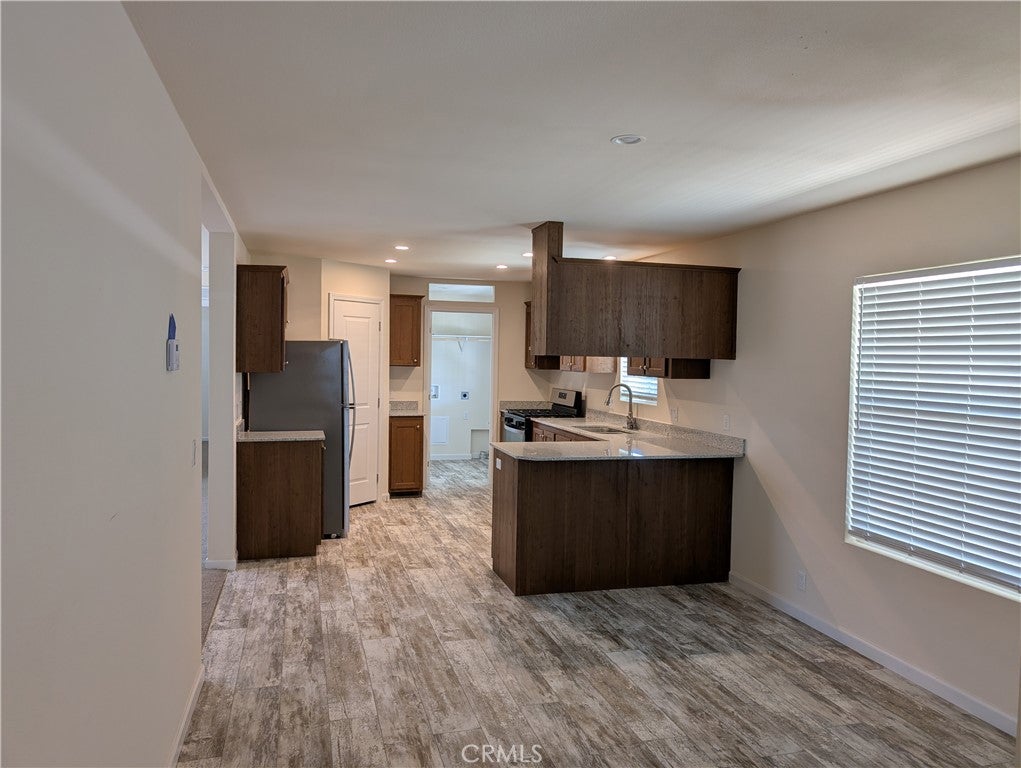 2240 Golden Oak Ln #117