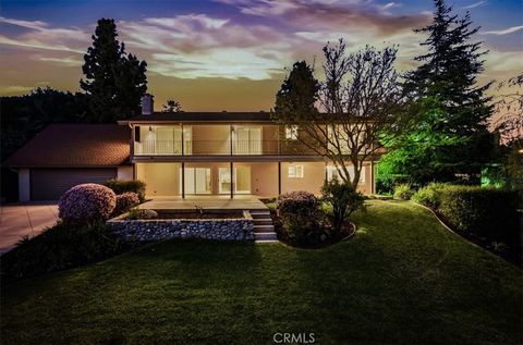 2435 Sierra Upland CA 91784