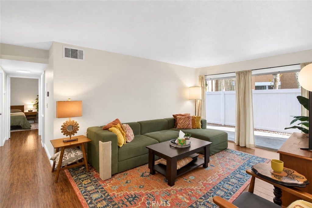 1101 W Macarthur 163