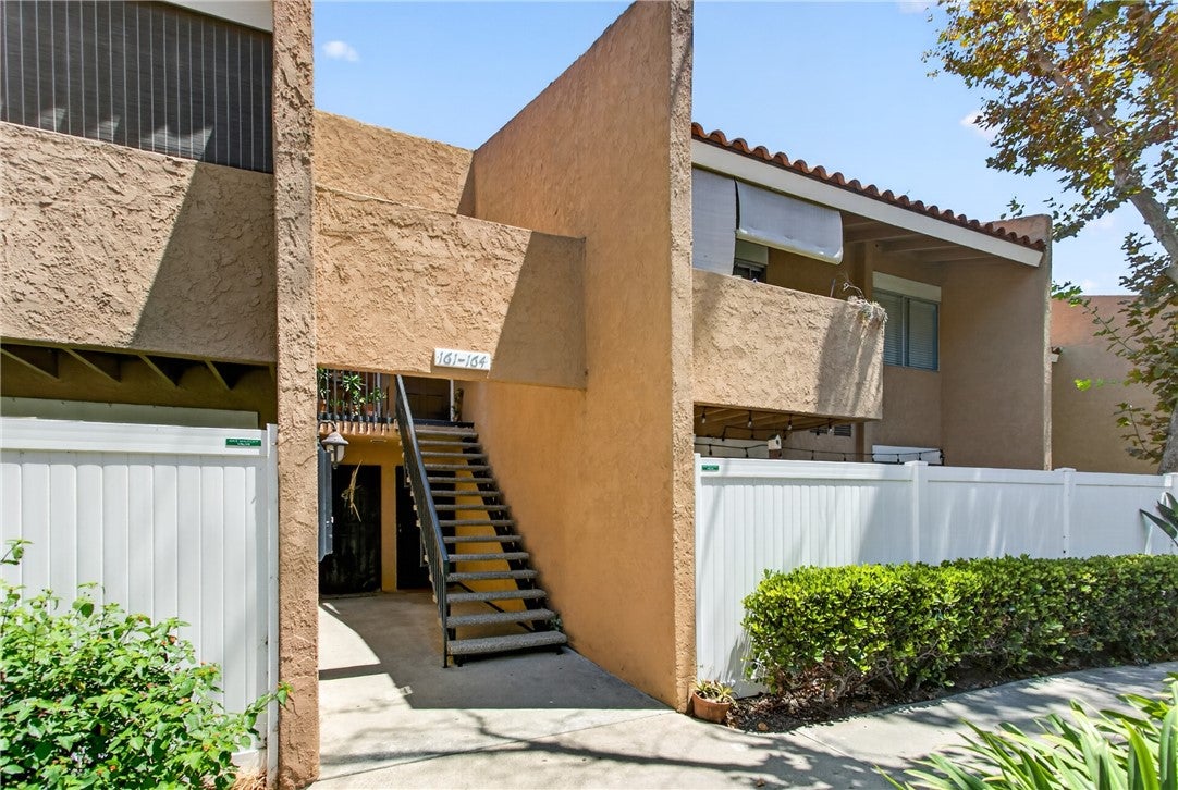 1101 W Macarthur 163