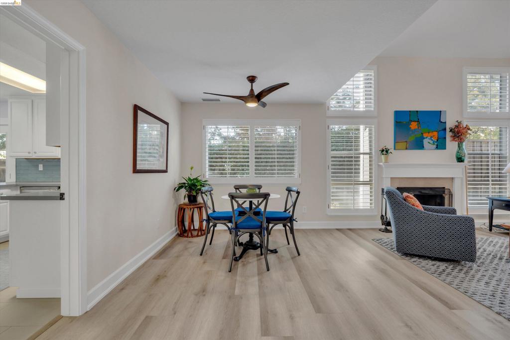 1835 Mountview Ter