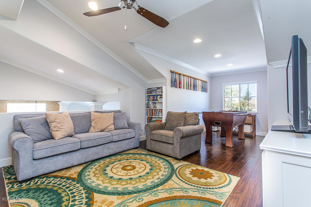 Oakcreek-Lang Ranch-619 - 619 - Residential