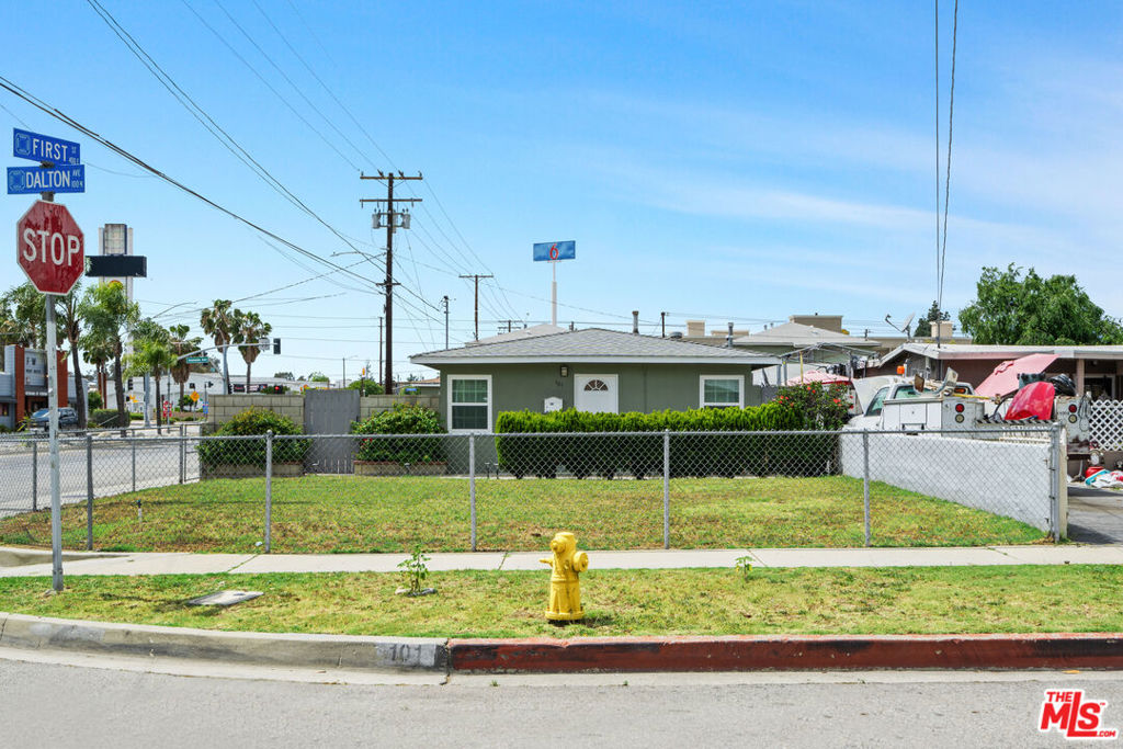 101 N Dalton Avenue