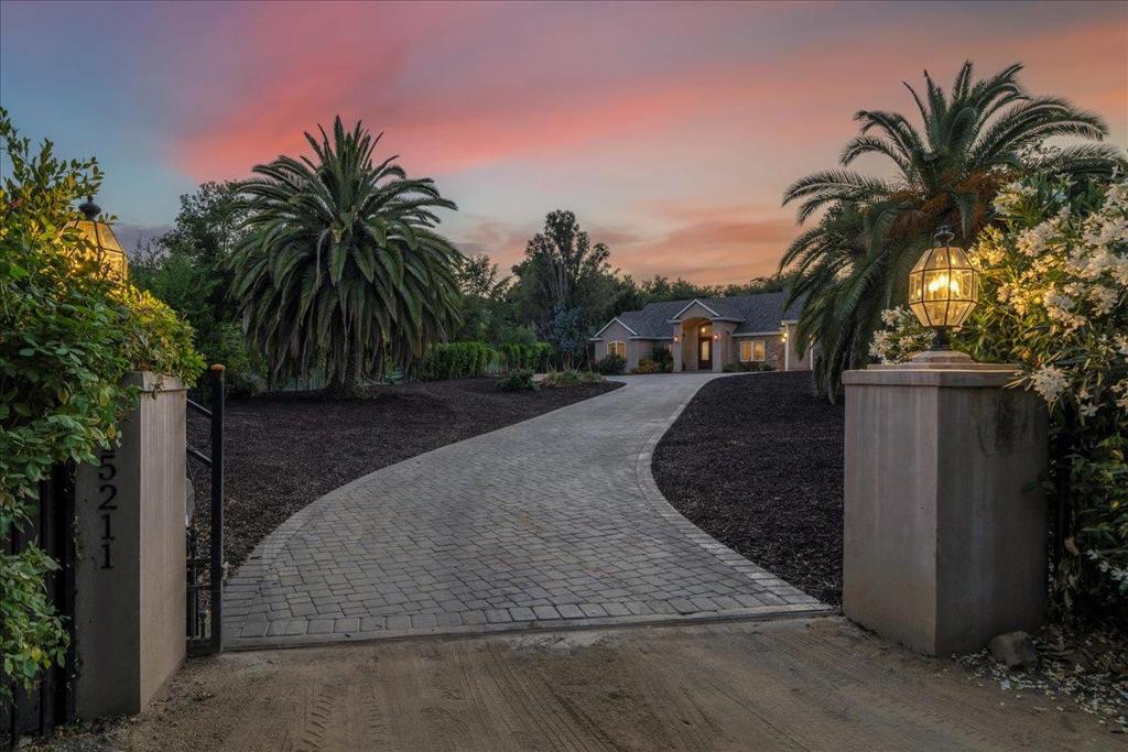 15211 Becky Lane
