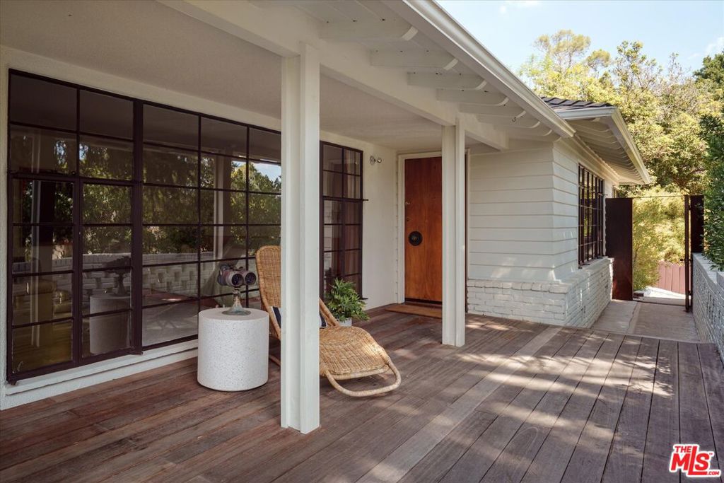 Properties 2 2001 Hill Drive