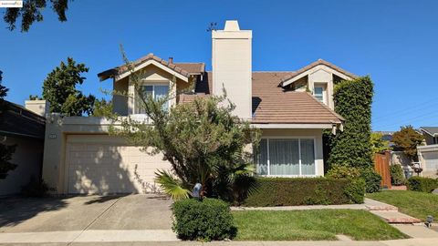 Photo of 10013 Foxboro Ct Cir, San Ramon, CA 94583 (MLS # 41116119)