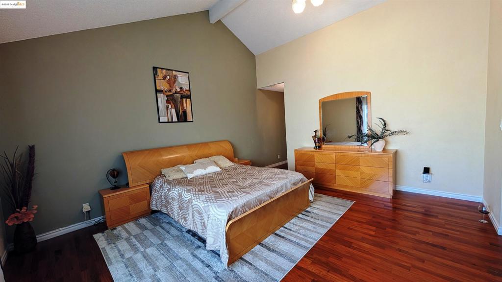 DAYBREAK - Residential