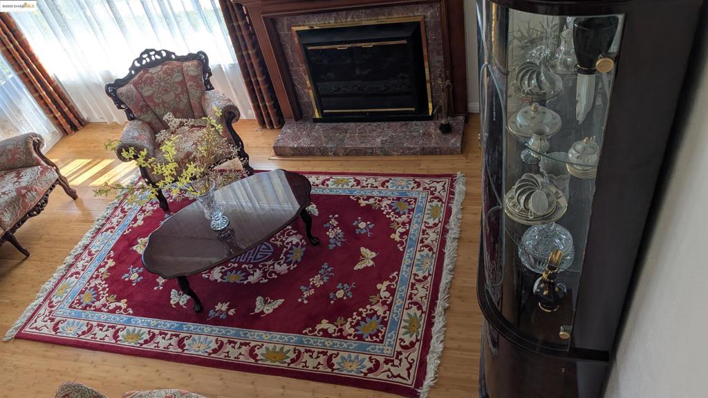 DAYBREAK - Residential