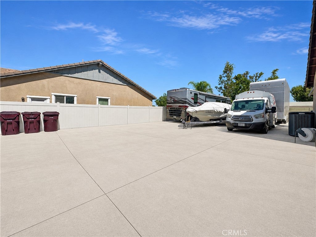31745 Livingston