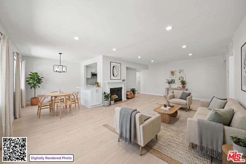 1262 S Barrington Avenue 304