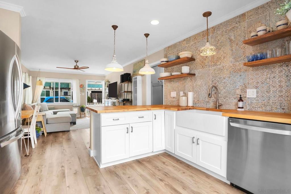 listing image 130723122010100395249