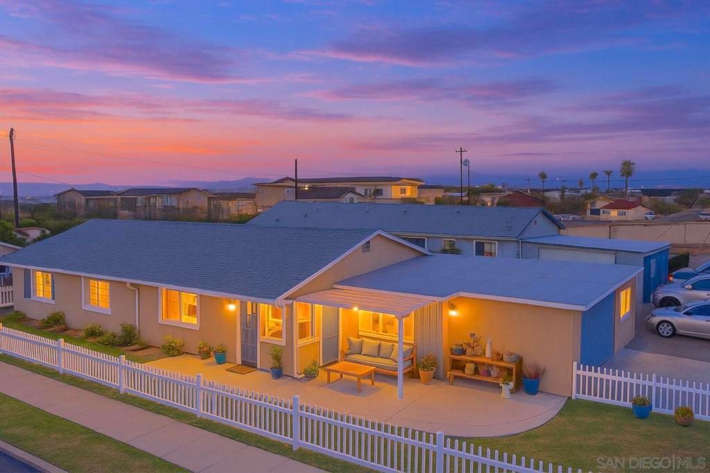 listing image 130728240978809007307